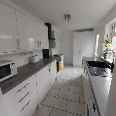 Finsbury House Workstays Uk Best Rates Direct * 미들즈브러
